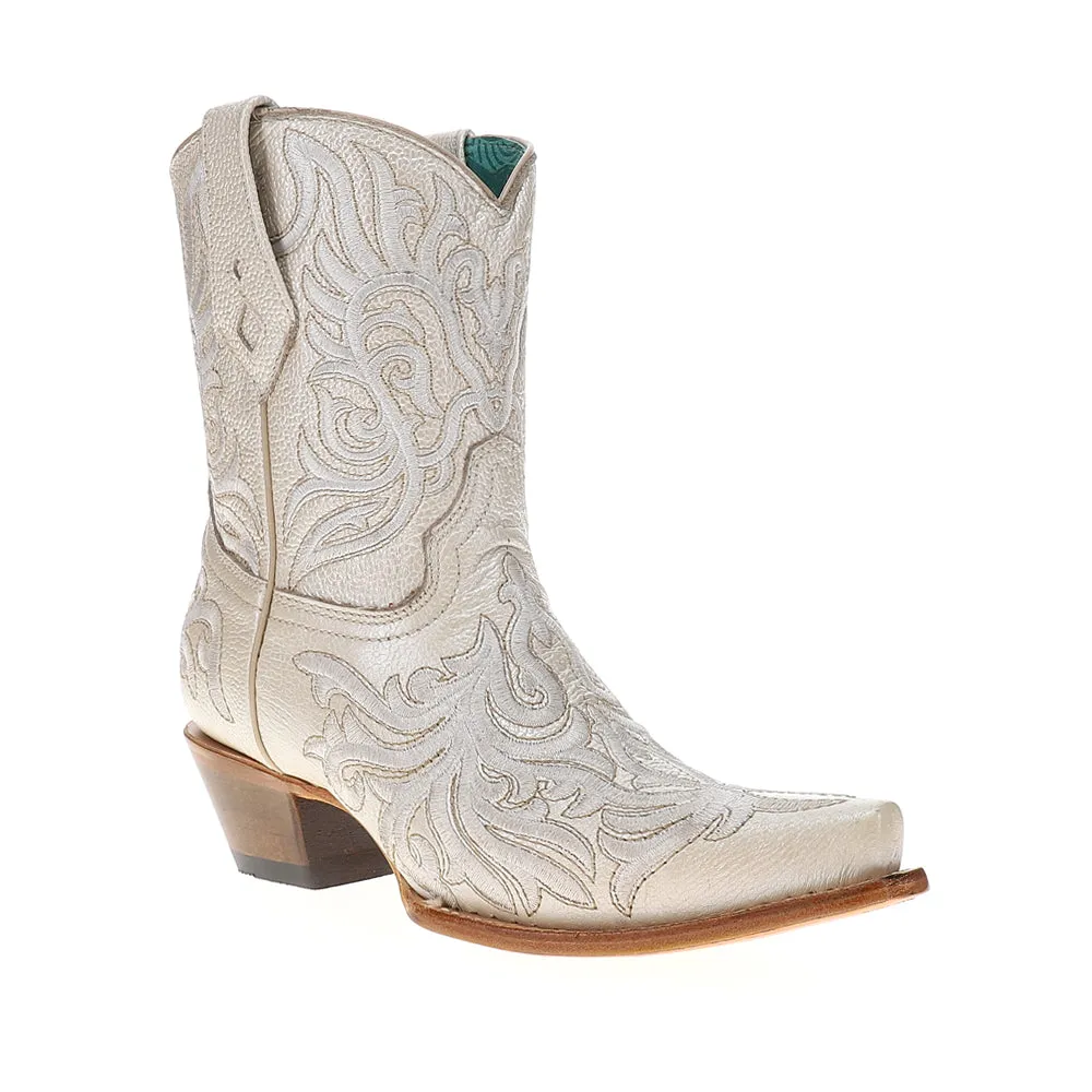 Ankle Embroidered Snip Toe Pull On Cowboy Booties
