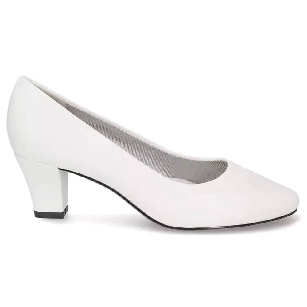 Ballari Round Toe Block Heel Pumps