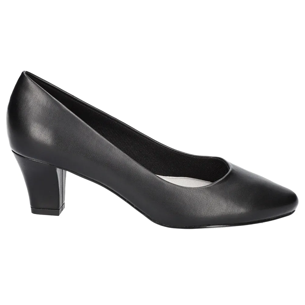 Ballari Round Toe Block Heel Pumps