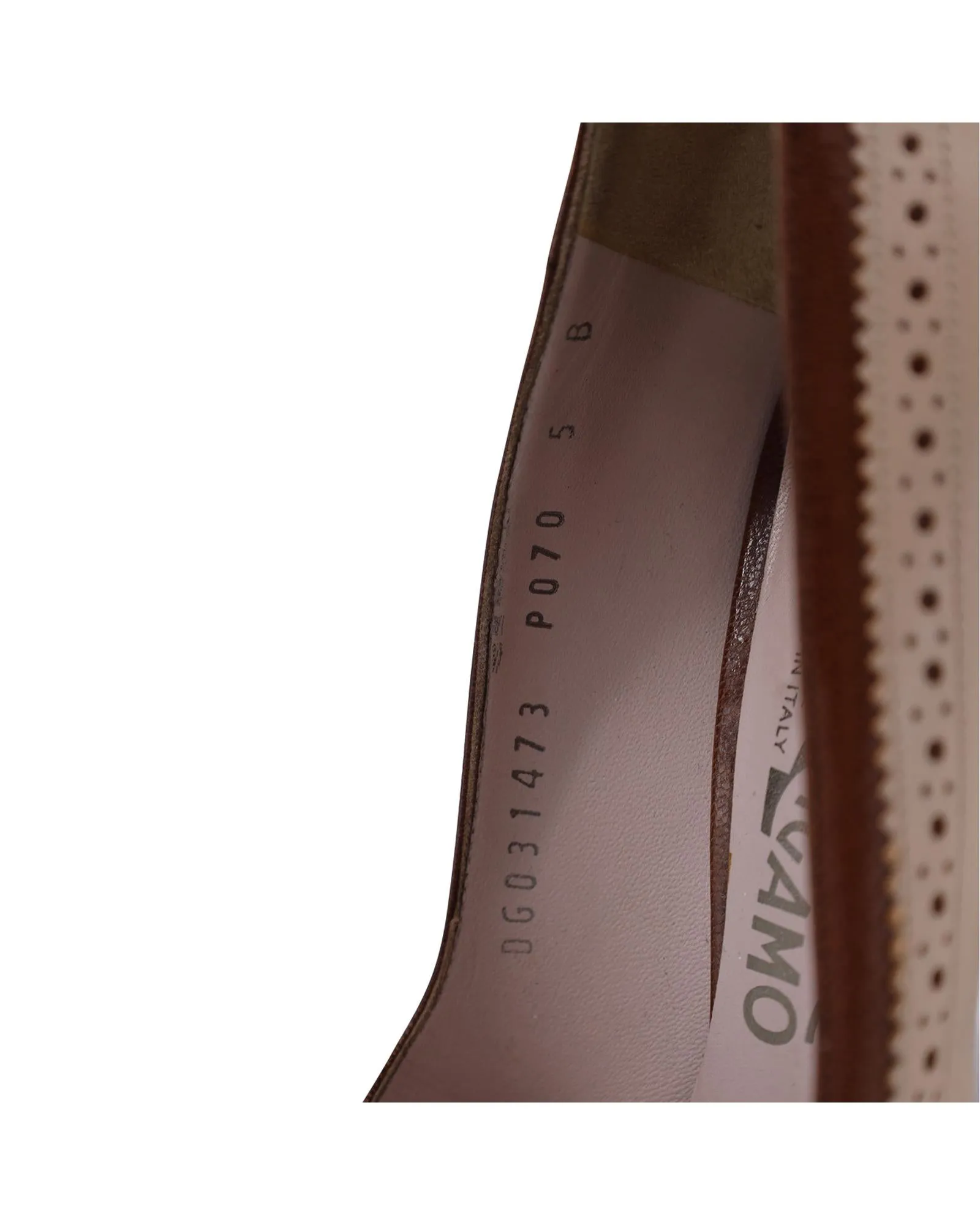 Brogue Platform Leather Pumps with Heel Detailing