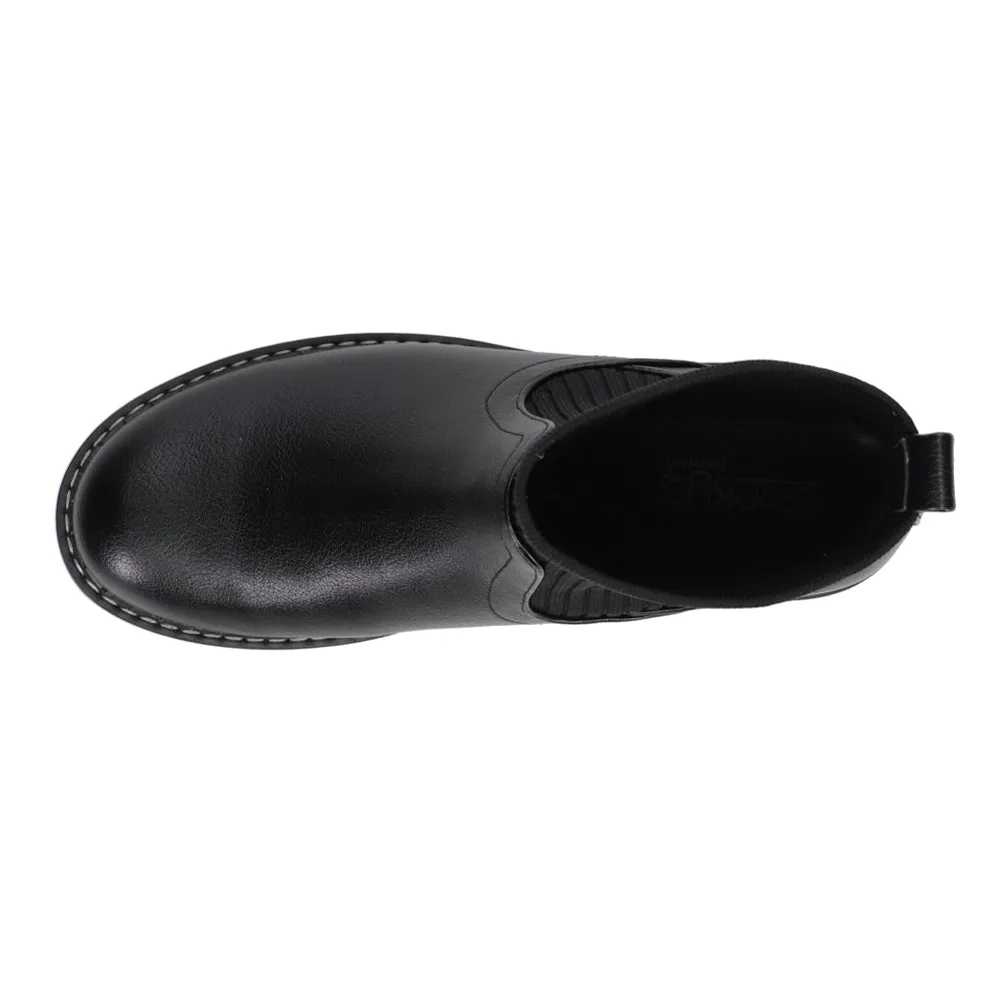 Cabin Fever Round Toe Chelsea Pull On Boots