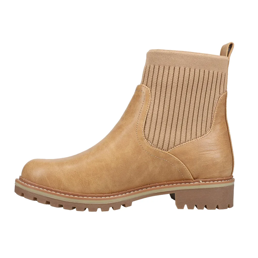 Cabin Fever Round Toe Chelsea Pull On Boots