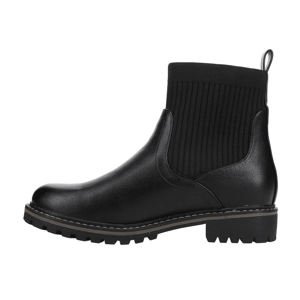 Cabin Fever Round Toe Chelsea Pull On Boots
