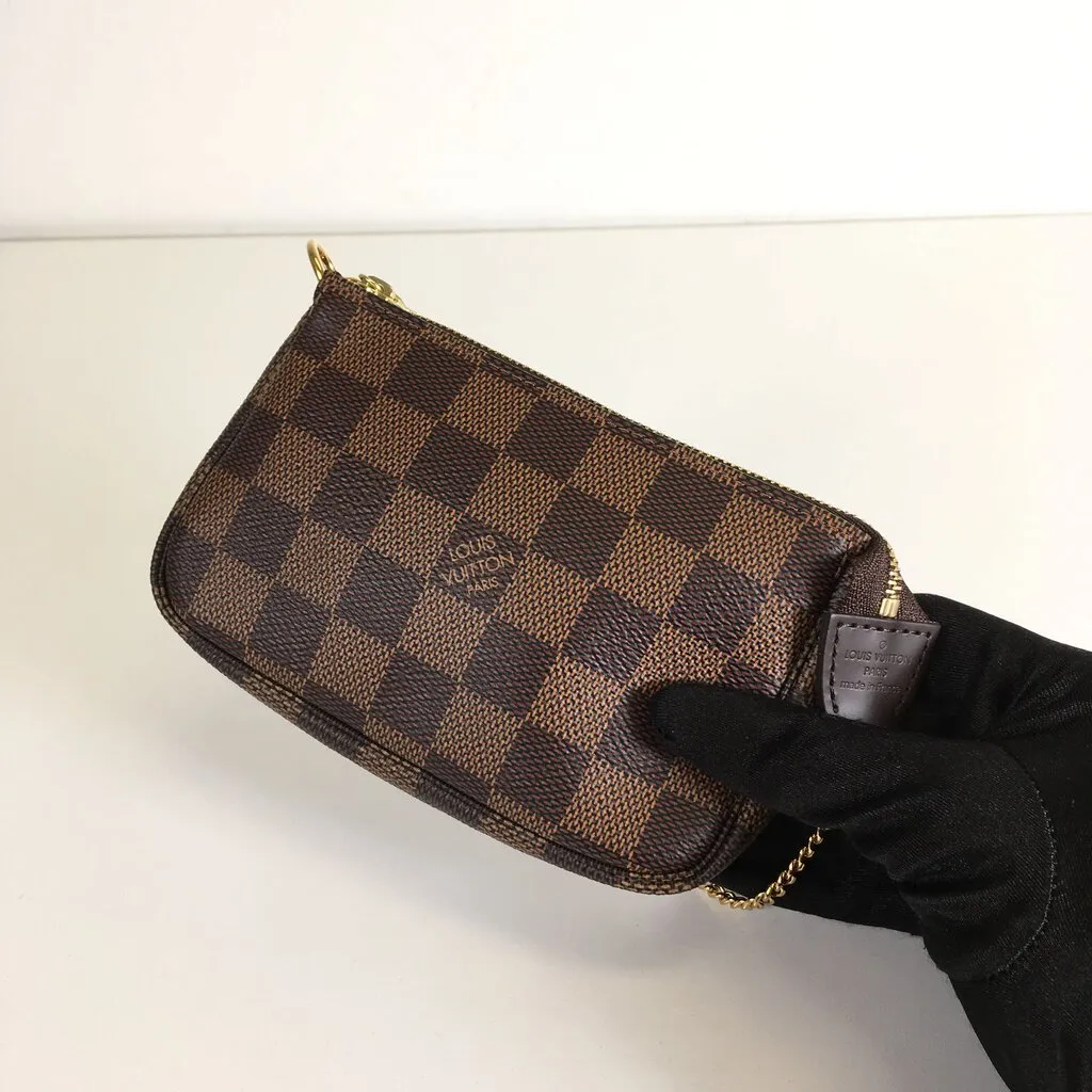 Louis Vuitton Mini Pochette Accessories